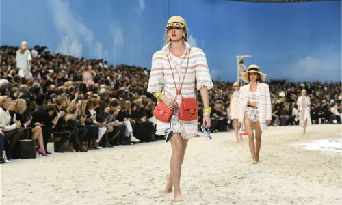 2019巴黎时装周 香奈儿Chanel2019春夏时装 阳光沙滩