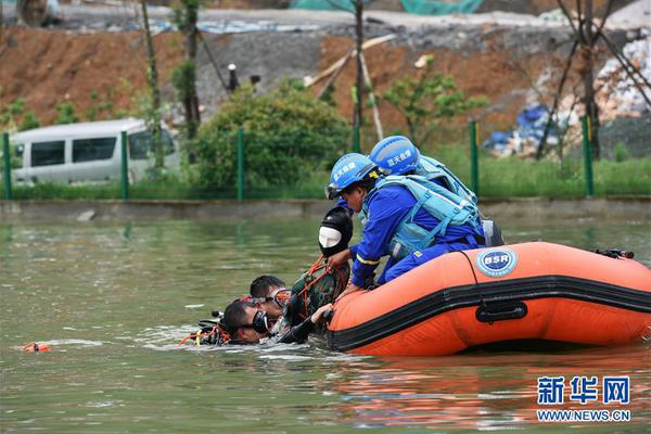 乐鱼在线登录入口-黎川境内高速路段18连撞？假的