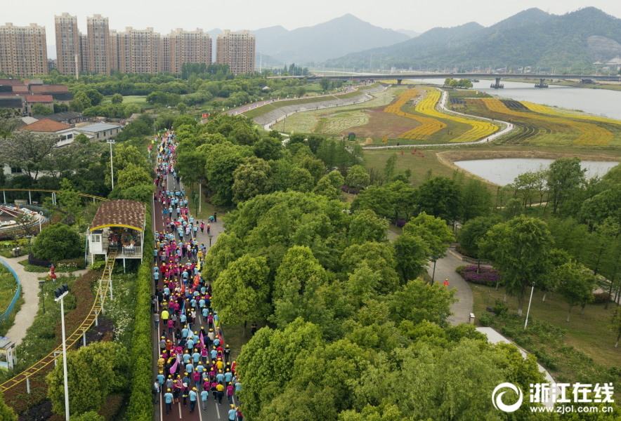 半岛5.0下载-又一地削减编外人员：福建永春要求服务窗口编外人员一律清退