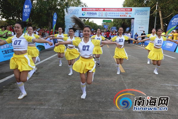 亚搏手机app登录入口-为什么旅行都要带上相机，记录旅行真的那么重要吗？