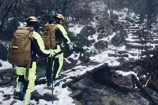 kok在线登录网址-黎川境内高速路段18连撞�？假的