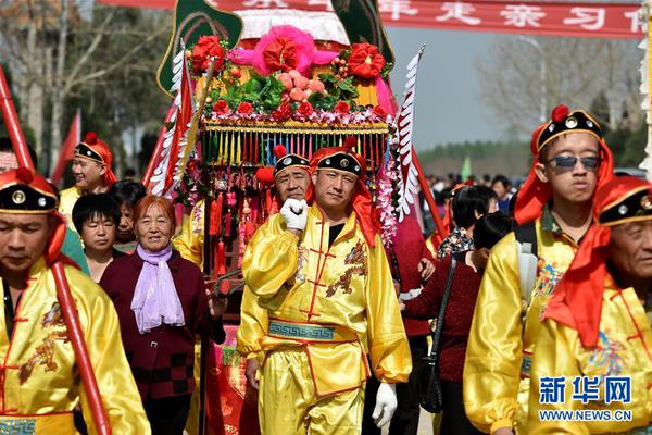 半岛在线登录官网-雷耶斯因车祸去世