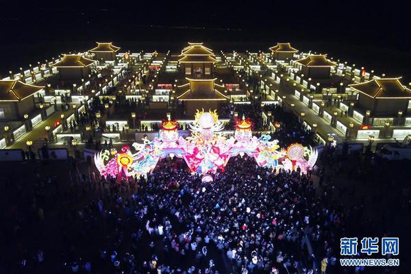 澳门吉尼斯人游戏平台-今年唯一日全食:太阳被吞成指环