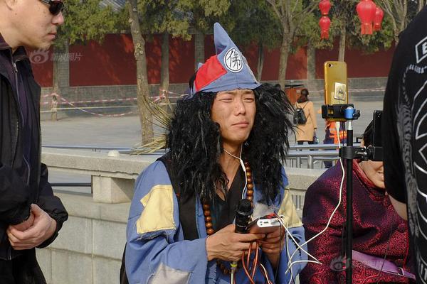 澳门网站平台-今年唯一日全食:太阳被吞成指环