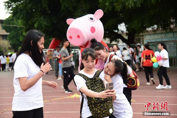 半岛网页版登录入口-孙坚吐槽奢侈品包质量问题