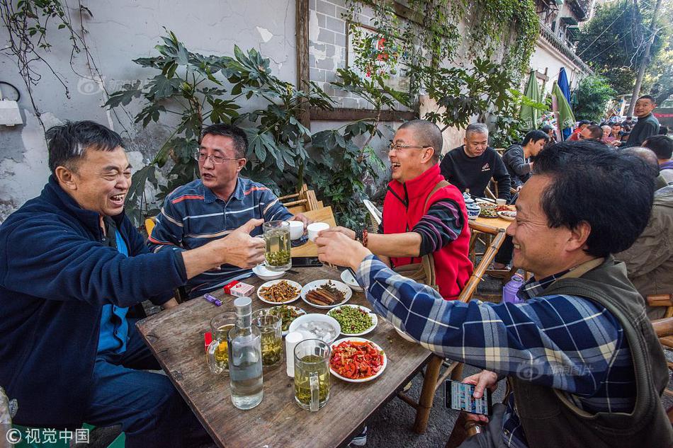 华体育会在线登录-本人新手摄影小白
，想买一台相机用于月底旅行	，预算5-8k，想问一下市面哪款适合入门的小白啊？