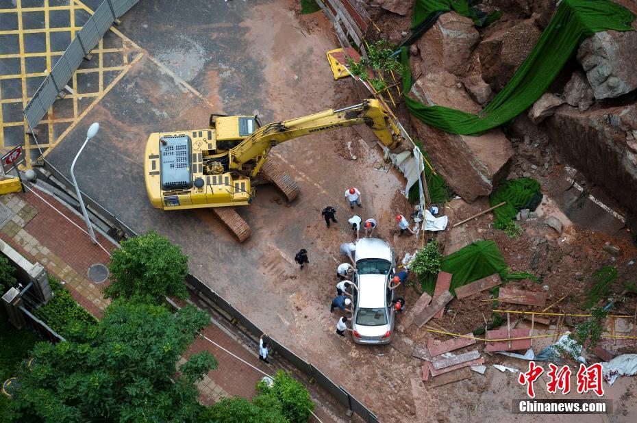 欧博app平台-视频丨国务院副总理与美国财长举行会谈