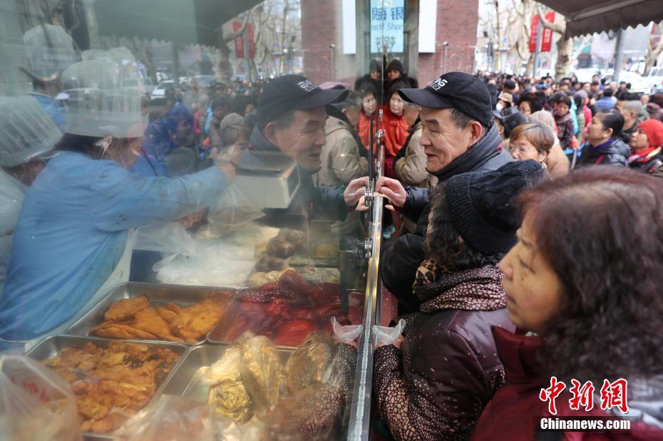 开云电子娱乐-辽宁铁人俱乐部官宣
：范志毅担任教练组组长