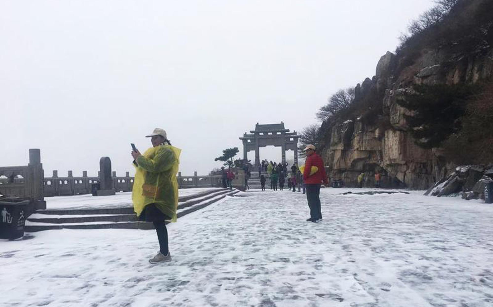 十大靠谱买球的app-带年长的父母外出旅游，要注意什么	�？