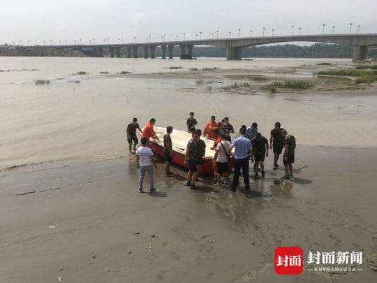 半岛在线登录官网-推荐油车还是电车？