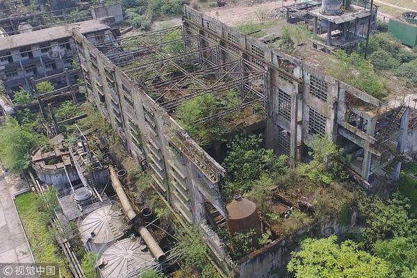 赌钱娱乐下载-“提灯定损”之地探访：村里住着很多陪读妈妈	，当地民宿遭大量退订