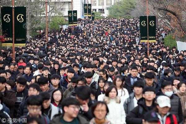 乐鱼官方在线登录-农发行回应“小学生造句想当行长”�：男孩父亲为行长�，父母岗位合规