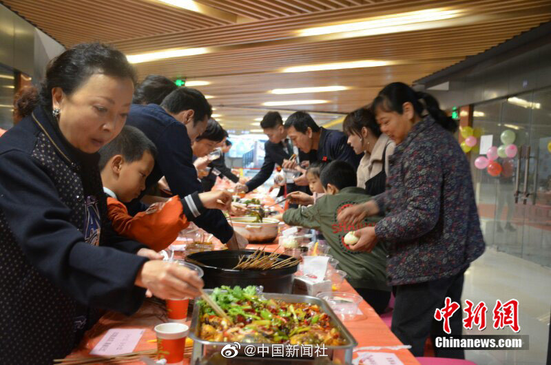 开云app苹果下载-又一地削减编外人员
：福建永春要求服务窗口编外人员一律清退