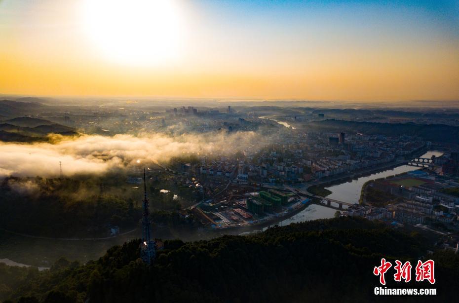 星空官网登录入口-孙宇晨拍巴菲特午餐