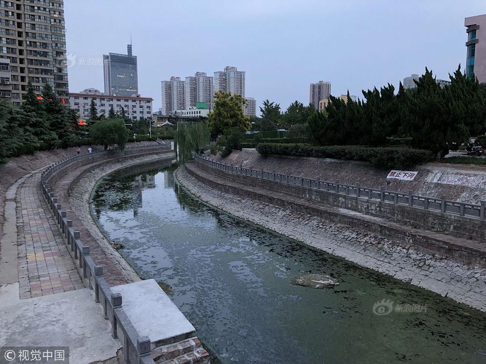 pg电子娱乐十大平台-周雨彤一次醉酒换来一生内向