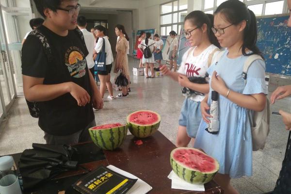 银河十大平台-南部战区位南海海域开展演训活动