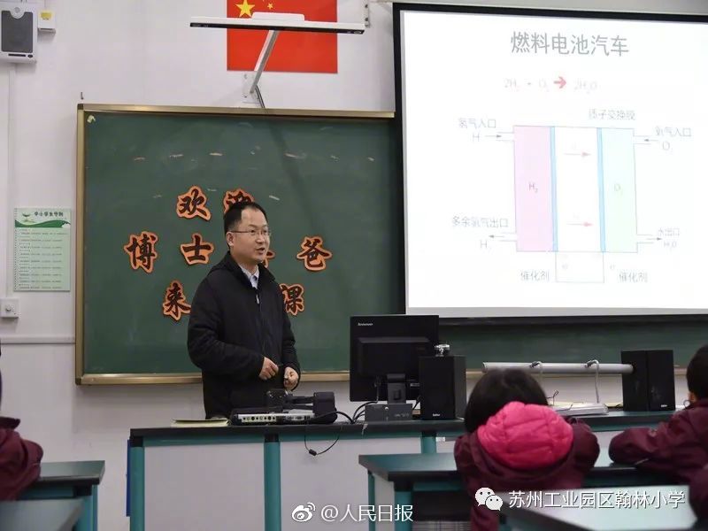 6688官网下载-“反诈老陈”直播带货 销售额达10万