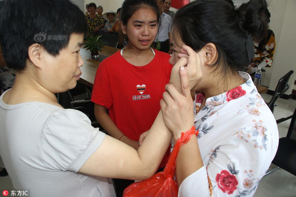 半岛官网在线登录-奔流｜陈家泠：祝中法友谊如瓷般坚硬、陶般真诚