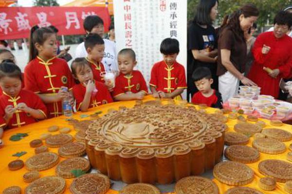 新浦京澳官网-男人的尿酸是怎么一步一步失控的