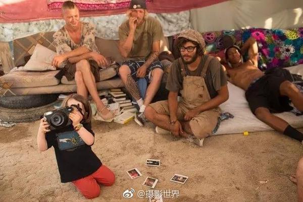 威尼斯888电子游戏-男子因诈骗罪服刑期间又诈骗多名狱友超10万元
，赃款被亲属挥霍