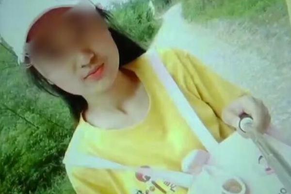 米兰体育app安装-女子称机场上厕所遭男孩强行推门