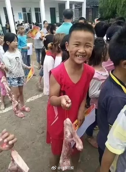 买球赛的网站-2岁小孩看房时不幸坠亡