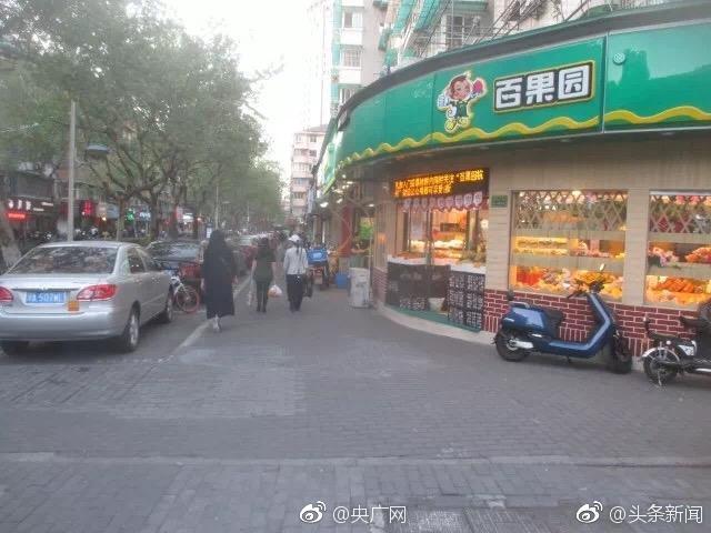 ob官方旗舰店在线登录-椰树的女模特们
，彻底懵了
！