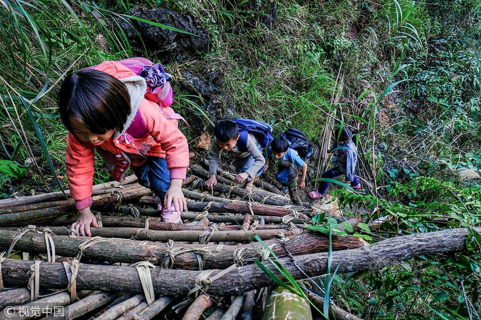 开云app在线入口-中国学生学者遭美国遣返？中方回应