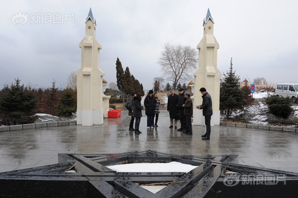 hth华体官方下载app-女子称机场上厕所遭男孩强行推门