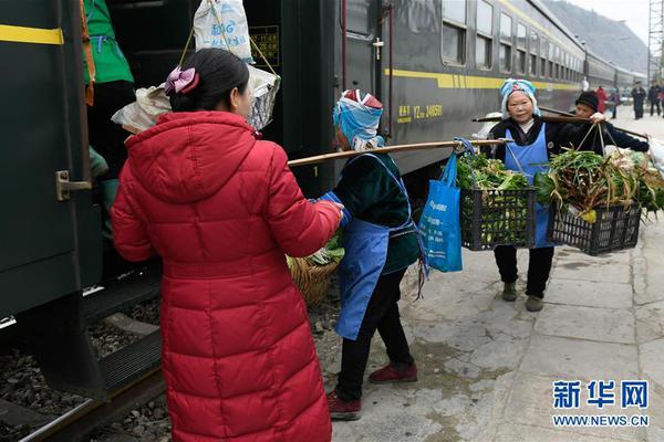 米兰体育app下载并安装-近期小学生风靡玩“烟卡”�，三亚市教育局�：禁止带入校园，可没收