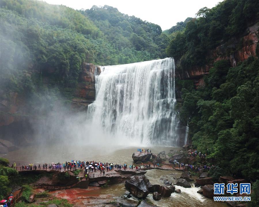 半岛综合平台登录入口-空气炸锅、烤箱	�、微波炉谁才是厨房必备电器？