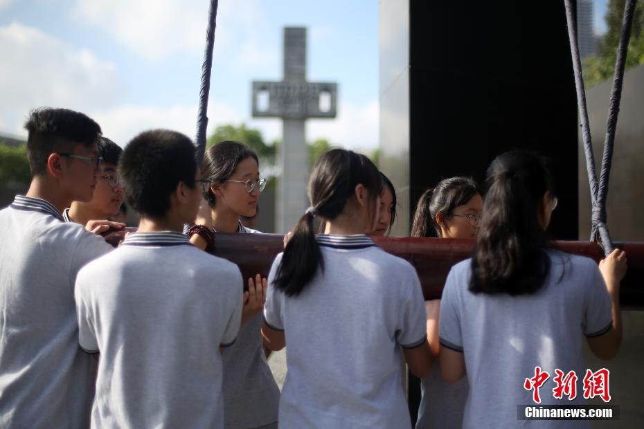 冰球突破正规网站下载-马上评丨追诉3名未成年犯罪嫌疑人传递出什么信号