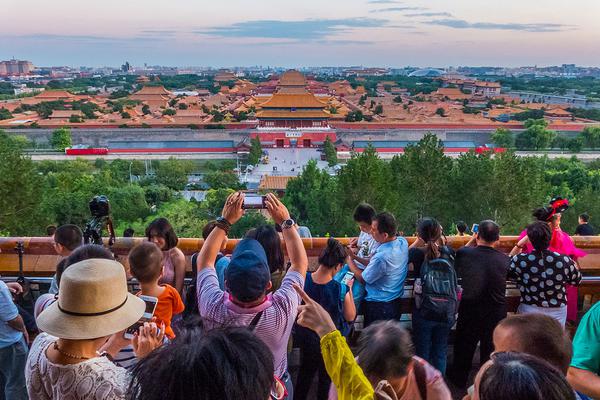 奥马官方网站-哈佛大学慈善长跑助中国贫困生圆梦