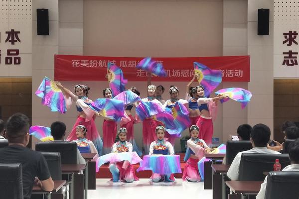 米乐6m官网-向佐评论费曼