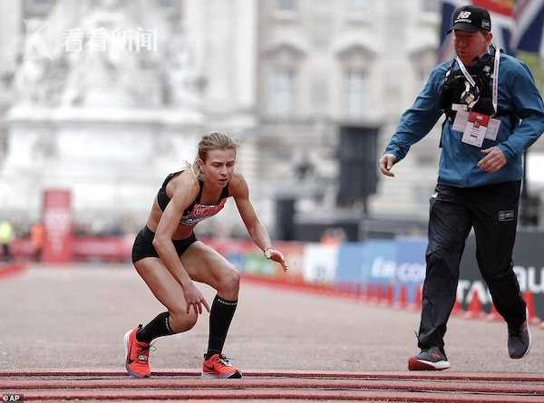 英亚体育手机app下载-习近平会见法国梅里埃基金会主席夫妇