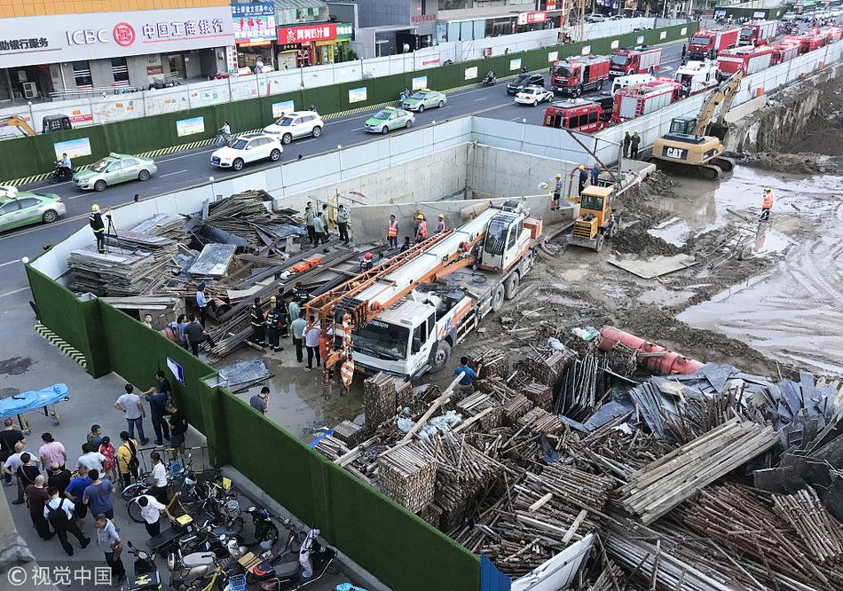 澳门吉尼斯人游戏平台下载-周雨彤 一次醉酒换来一生内向