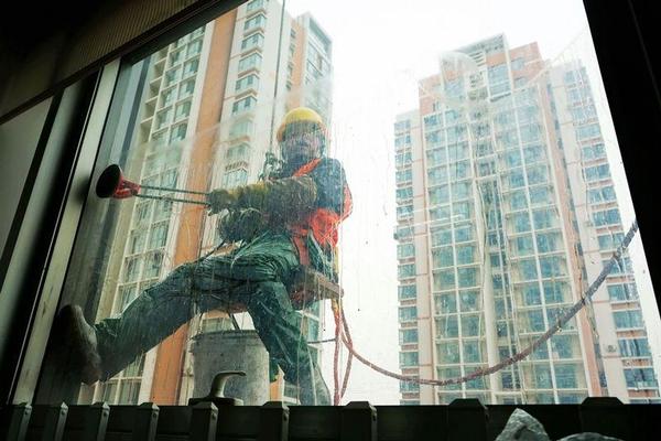 所有澳门电子游戏平台-河南一高校招生科副科长被举报聚众淫乱，校方：纪委已介入核查