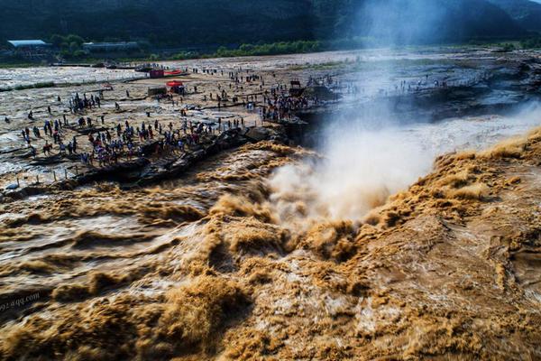 乐鱼在线登录入口-浙大女生23年前写的励志标语火了