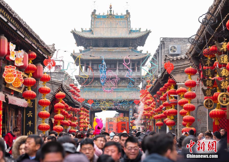 大阳城娱乐游戏-奔流｜陈家泠法国首展，“水岸丹青”奔流到巴黎