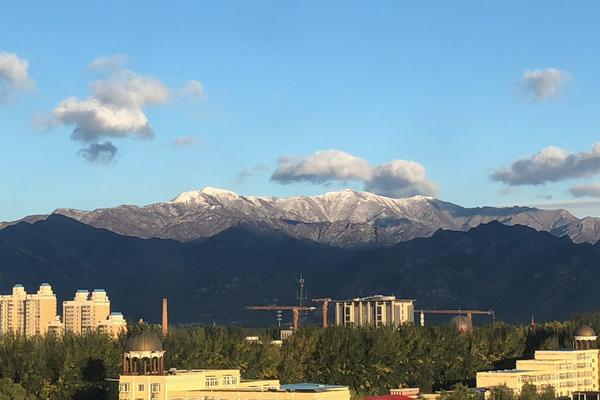 开云游戏app平台-“沪七条”出台首日�：有房东连夜跳价，中介忙得没空吃饭