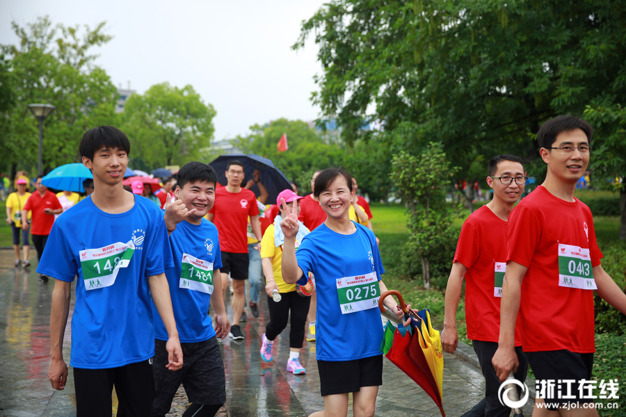 澳门皇家电子游戏-雷耶斯因车祸去世