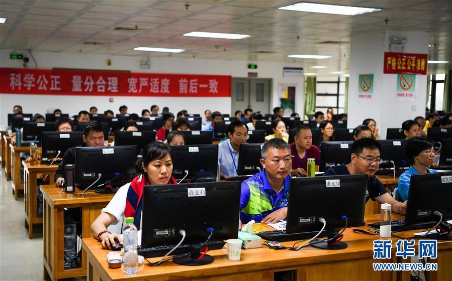 pg电子娱乐十大平台-为什么每天出门的时候我家猫都不会送我
�，但是下班却会积极得迎接我
？