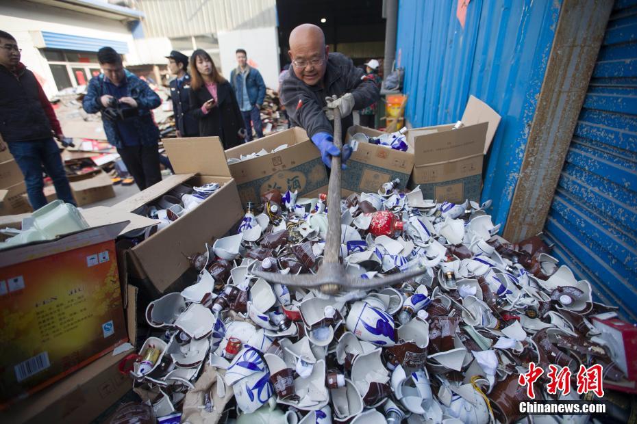 亚搏app入口-河北邯郸初中生被害案件三名未成年犯罪嫌疑人被核准追诉，这意味着什么
？如何从法律角度解读？