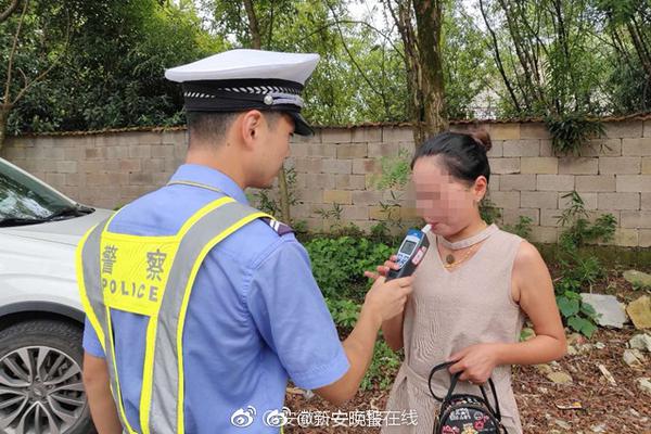 云开全站app登录app下载-女子因蒜苗被轧怒砸奔驰车	�，河南警方：双方就财产损失达成谅解