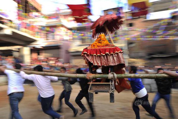 江南官方入口-今年第19“虎”：担任中国电科集团副总经理不到一年的何文忠被查