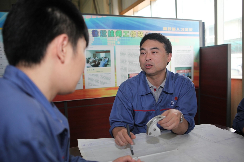 开云电子娱乐-学习进行时丨习近平主席欧洲三国之行，留下许多外交佳话