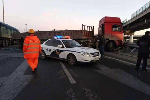 ky娱乐官网-推荐油车还是电车？