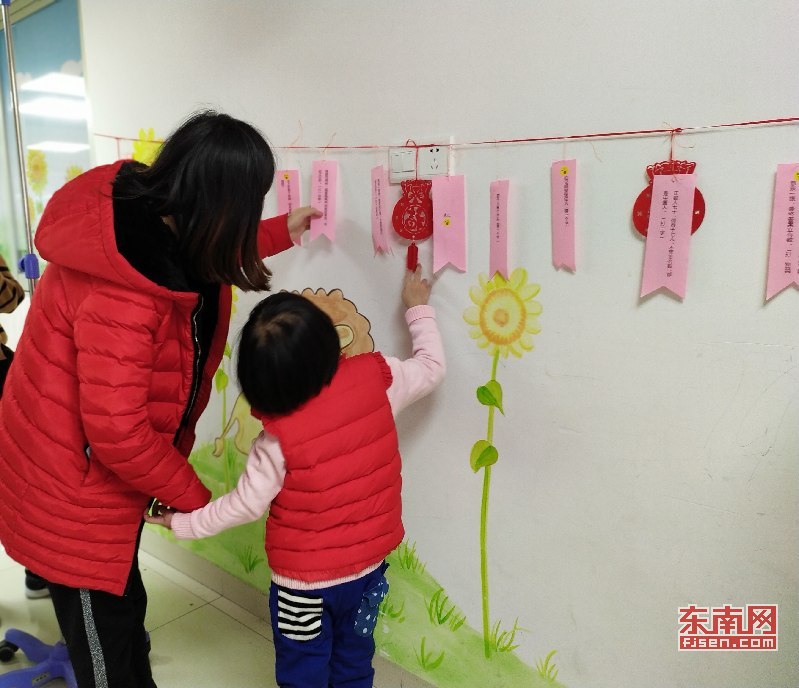 赌钱娱乐下载-小米SU7后视镜雨天可开启加热功能