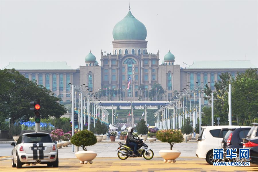 hth在线登录界面